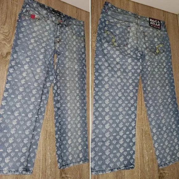 Vintage Rocawear Stretch Crop Denim Capri Jean Y2K Junior's 7 or Women's 6 - Picture 1 of 7